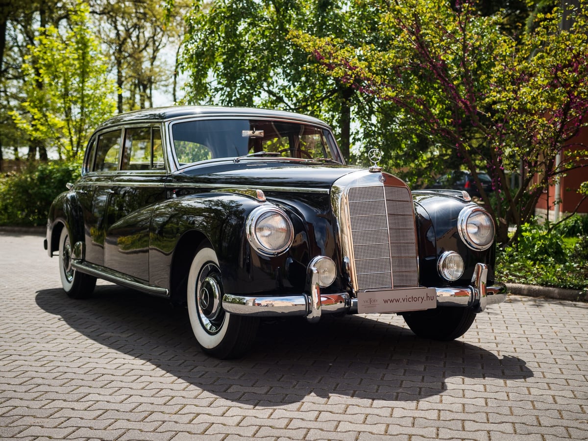 1953 Mercedes-Benz 300 B - Image 1