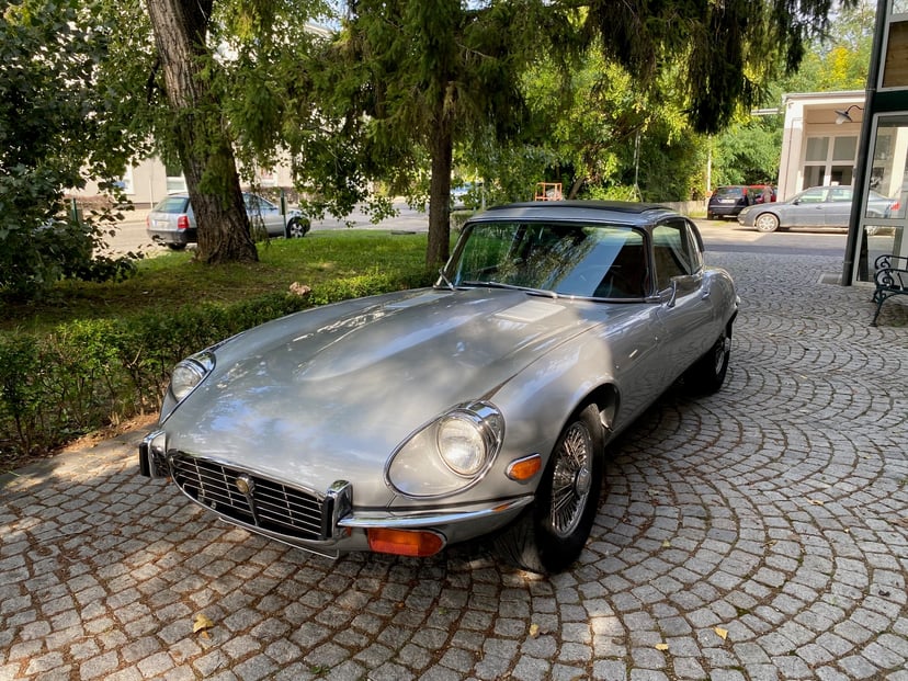 1972 Jaguar E-Type - Image 1