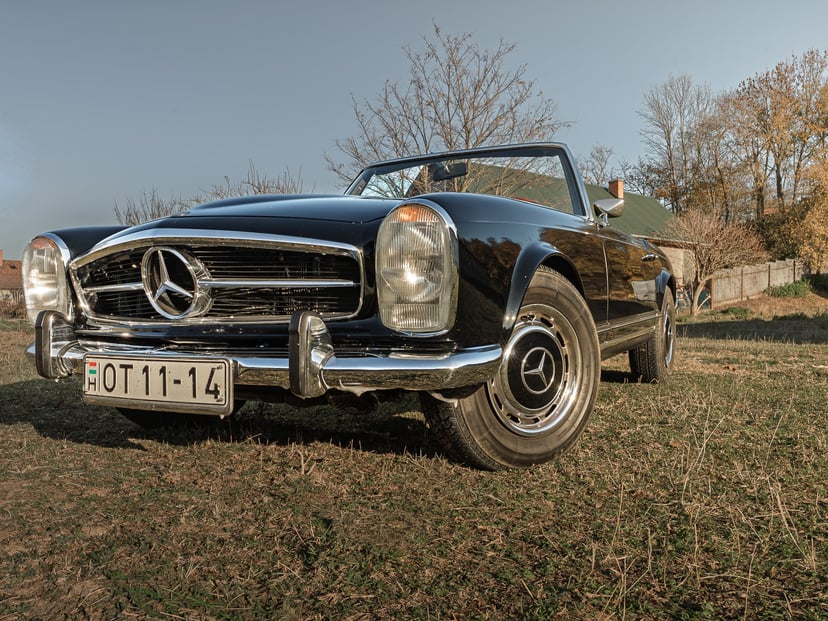 1969 Mercedes-Benz 280SL Pagoda - Image 1